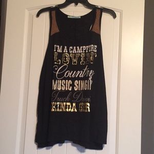 Maurice’s razor back top